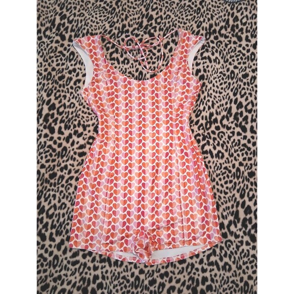 Lucy In The Sky Pink and Red Hearts Short Romper Medium Women's *sm flaw - Picture 2 of 7
